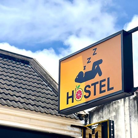 Sweett Lemon Hostel Patong Exterior photo